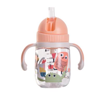 China Tritan Baby Feeding Bottle Drinking Water Drink Cup With Straw And Handle for sale