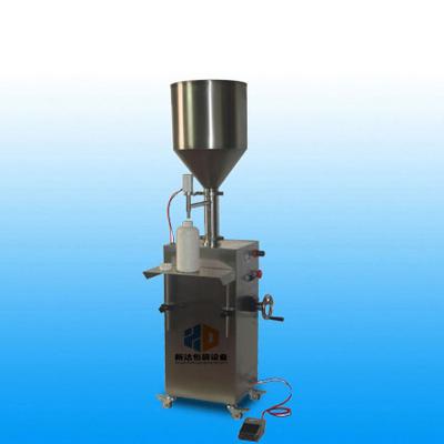 China Food Manual Liquids Pasta Granules And Sauces Filling Machine for sale