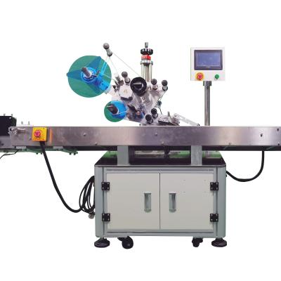 China 2021 New Design Factory Direct Scratch Products Automatic Flat Card Surface Labeling Machine for sale