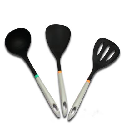 China 3 Pieces High Quality Disposable High Temperature Resistant Nylon Kitchen Tools Nylon Kitchen Utensil Set for sale