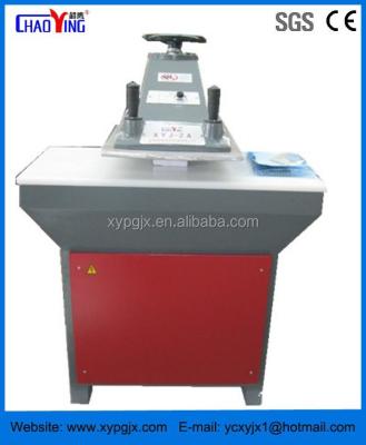 China Hydraulic swing arm cutting machine/fabric cutting machine XYJ-2A/25 for sale