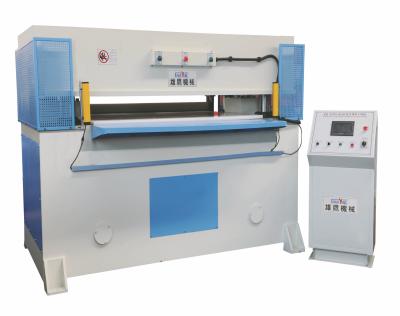 China Auto-Feeding Plant 120T Leather And Cloth Cutting Machine For Roll Materials for sale