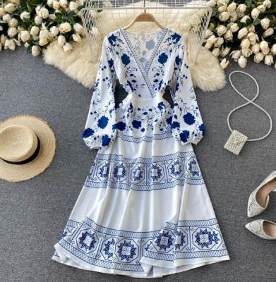 China 2021 New Retro Fashion Viable Blue And White Porcelain Printed Dress Mid Length Woman for sale