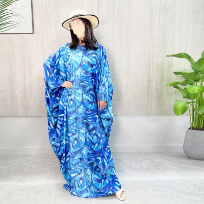 China 2022 New Women Spring Navy Blue Print Elegant Loose Muslim Dress Anti-static Custom Bat Sleeve for sale