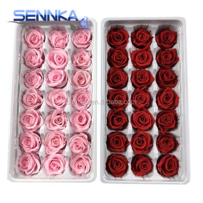 China Environmental protection green wholesale colorful eternal decorative flower preserved roses bloom for wedding centerpiece for sale