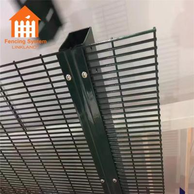 China Easily Assembled Tight 358 Horizontal Wire Anti Climb Fence Trellis for sale