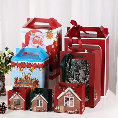 China Large 2021 Newcomer Christmas Gift Bags Recyclable Christmas Card Box Cartoon Pattern Large Gift Package for sale