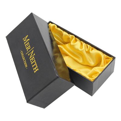 China Recyclable Black Matte Lamination Gold Foil Luxury High End Hard Rigid Cardboard Packaging Custom Wine Boxes Cajas for sale