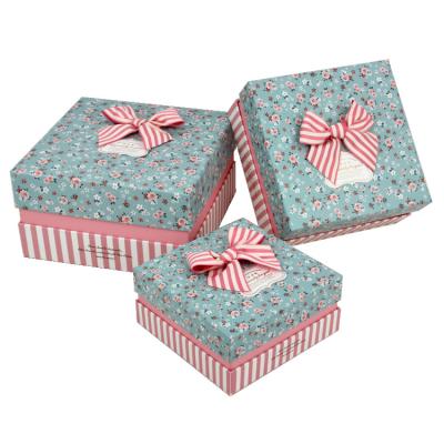 China Handmade Wholesale Small Gift Packaging Paper Box With Cheap Price, Custom Box Packaging With Own Logo for sale