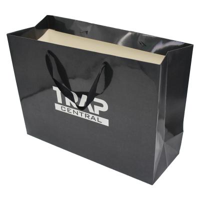 China Matt Lamination Recyclable Wholesale Gift Paper Bag Black Paper Art Paper Bag for sale