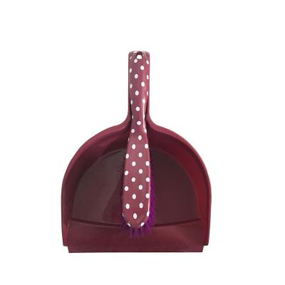 China Widely Used Household Toy Mini Cleaning Soft Small Plastic Dustpan with Mini Cleaning Broom Brush for sale