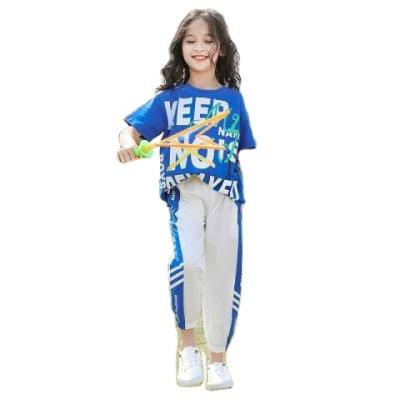 China Sports Roll Up Wing Rabbit 2022Children's Summer Clothes Boy Letter Printed T-shirt + Sweatpants Toddler Fashionable Casual Suit 2 Piece Set for sale