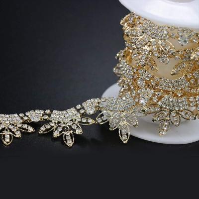 China Ideal Flatback Rhinestone Tassel Decoration Crystal Closure Applique Sewing Crafts Wedding Party DIY Costume Decoration 1 yard 0.87 inch for sale