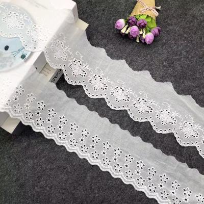 China Shrink-Resistant Wholesale Cotton Scalloped Eyelet Lace Materials Trims For Clothing for sale