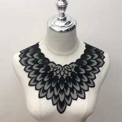 China Water Soluble Decorative 100%Polyester Lace Applique Collar For Clothing for sale