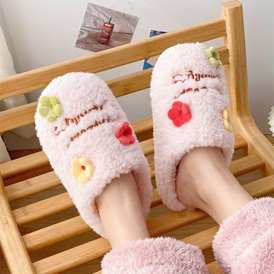 China 2022 New Cotton Slippers Durable Cotton And Canvas Non Slip Cartoon Slippers for sale