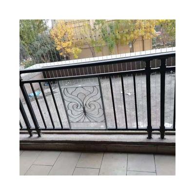 China Customized High End Fence Easily Assembled Pole Balcony Guardrail Zinc Steel Outdoor Yard Villa Fence for sale