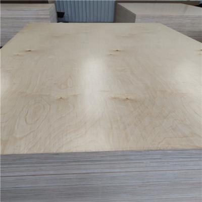 China Modern Prefinished Baltic Birch Plywood BB / BB Grade 1220*2440mm for sale