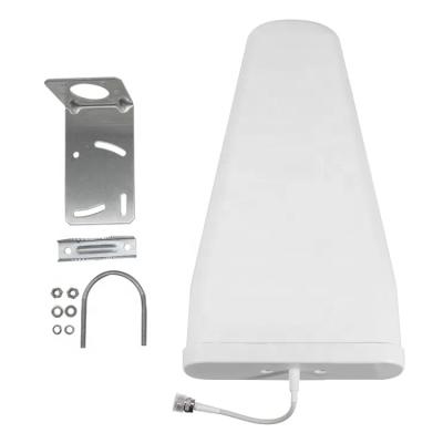 China 800-2700MHz Log Serial Antennas , 12dBi GSM/CDMA/3G/4G log yagi serial antenna 210*445mm for sale