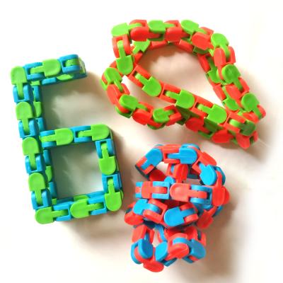 China New Design ABS Sensory Snake Toy Bike Chain Shape Toys Suitable For Kids Cube Track for sale