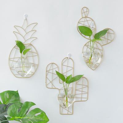 China Minimalist Nordic Glass Hanging Cactus Wall Hanging Decoration Cactus Hydroponics Wall Style Living Room Shop Wall Home Decor for sale