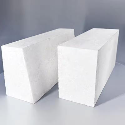 China Rongsheng Factory Supply Corundum Bricks Suitable For Use in Ironmaking Blast Furnace Lining for sale