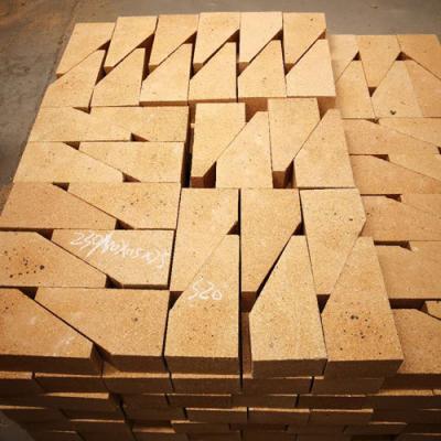 China Refractory Clay Brick Shaped Fireclay Brick For High Temperature Industry Kiln for sale