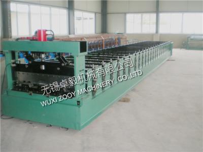 China Customized silver Durable Metal Deck Roll Forming Machine with PLC Control System for sale