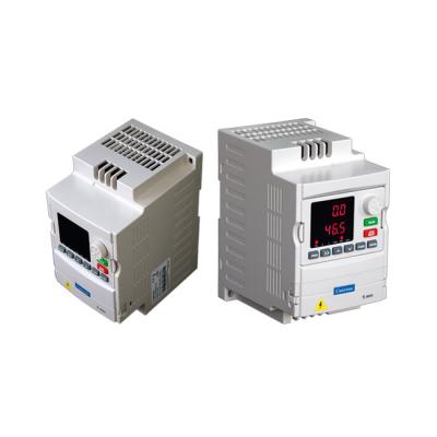 Chine Inverseur de fréquence à courant alternatif de tenture 0.4kW Vfd Inverseur de fréquence à vendre