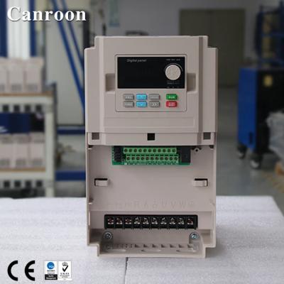 China Low Speed Variable Frequency Converter High Torque Output 0.75-500KW 2-Channel OC And 1-Channel Relay Output zu verkaufen