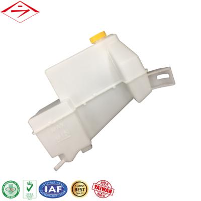 China Passenger Car Ebey Expansion Tank Coolant Reservoir For NISSAN ROGUE 14' | OEM 21711-4BA0A CL-7049B for sale