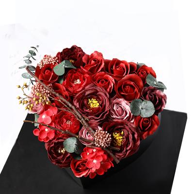 China Natural Flower Soap Flower Mother's Day Valentine's Day Gift Box Fashion Touch Flower Heart Shaped Acrylic Foldable Box for sale