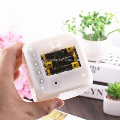 China Sizes Desktop Table Decorative Projection LED Digital Alarm Clock Electronic Alarm Clock With Wake Up Light for sale