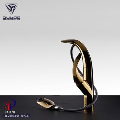 China OUBAO Modern Contemporary Design Patent Pull Out Gold Kitchen Faucets for sale