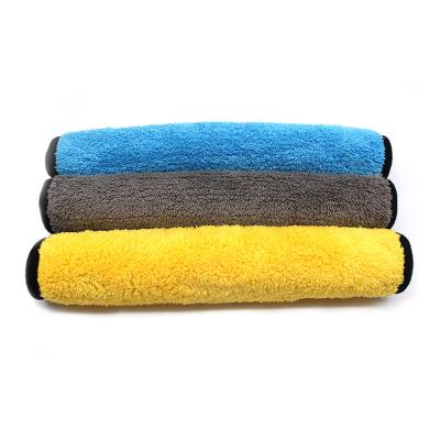 China Viable Towel Coral Velvet Fabric Water Absorption Double Car Wash Viable Is Not Easy To Drop Wool Car Cleaning Cloth for sale