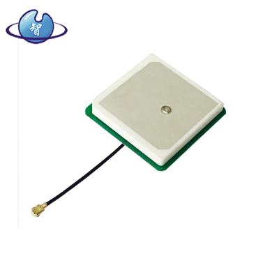 China Free Sample 35 x35x 7.5mm Three-Frequency L26-DR GPS BeiDou GLONASS Built-in High Gain Active Antenna AK351 for sale