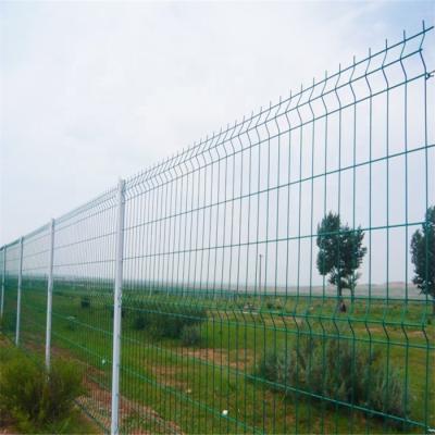 China Fence Mesh Multifunctional Yellow 3D PVC Curved Fence For Construction Protection for sale