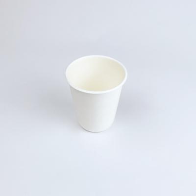 China Disposable Biodegradable Paperboard Coffee Ice Cream Cup Packaging Ice Cream Takeaway Cups for sale