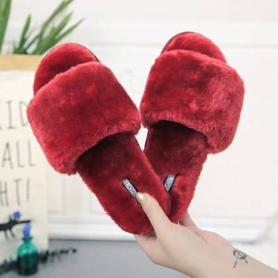 China Fashion Trend Bedroom Fuzzy Faux Fur Slipper Flat Fluffy Open Toe House Shoes Mint Furry Spa Women's Flip Flops Sandals for sale