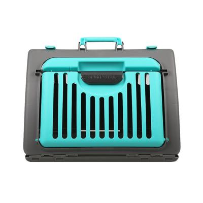 China Breathable Factory Supplies Safe Small Dog Cage Travel Pet Travel Carrier for sale