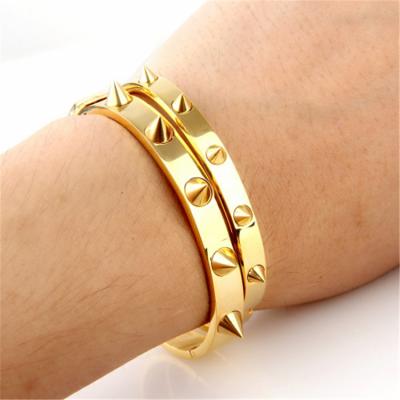 China Hot Selling Punk Casual/Sporty Jewelry Couples Bracelet Set PVD Plated 8mm Stainless Steel Rivet Bangle Bracelet for sale