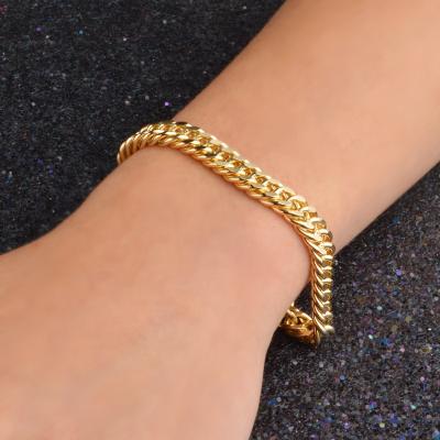 China FASHIONABLE Factory Price 18K Gold Plated Men Women 8mm Thick Link Chain Bracelet Copper Jewelry Wholesale for sale