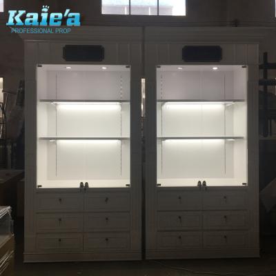 China Modern Wholesale Jewelry Display Unit Jewelry Display Wall Showcase With Glass Showcase for sale