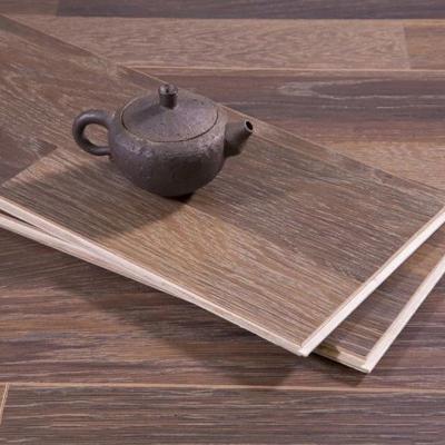 China Moisture Resistance Engineered Herringbone Parquet Wood Flooring Laminate Oak 8 Mm for sale