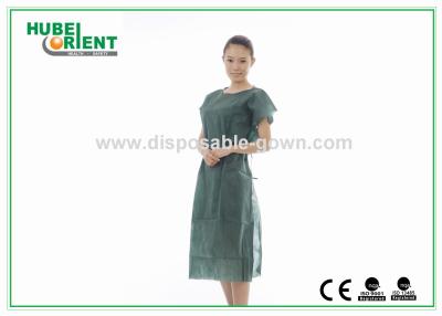 China Vestes de protecção descartáveis para doentes médicos/vestes de exame descartáveis 40 - 45 GSM à venda