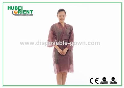 China Komfortable Farbe Weiches Gewebe Einmalgewebe Kimono Kleid Sauna Kleid für Spa zu verkaufen