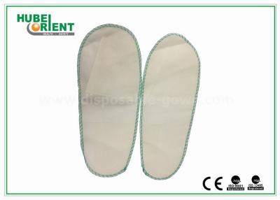 China Niet-geweven badkamer slippers voor mannen / dames, witte hotel style slippers CE standaard Te koop