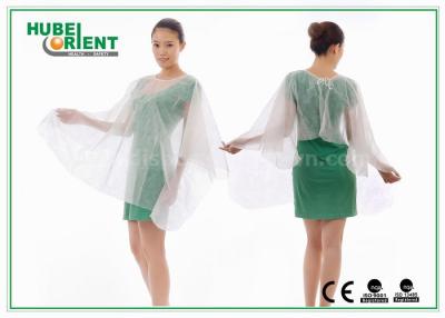 China Weiß schwarz Einweg-Kimono-Kleid / Nichtgewebter Haarschnitt-Schutz Poncho-Style-Kappe zu verkaufen