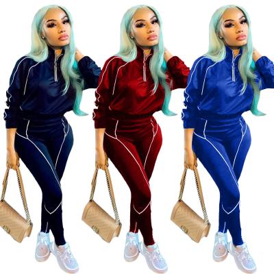 China Waterproof Women's Zipper Half Joggers Sweat Jogging Suits Sets Jogger Two Piece Pants Wholesale Clothes 2021Women's Stylish Outdoor Clothing for sale