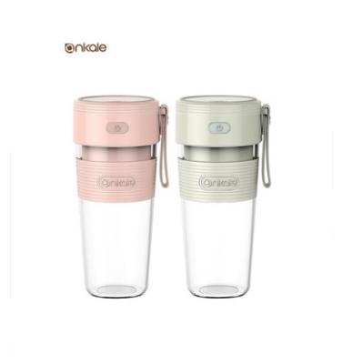 China Best Baby Car Travel Portable Blender Mini USB Plastic Juice Blender and Blender Home Appliances for sale